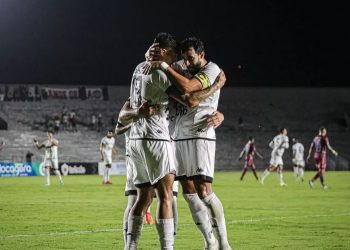Botafogo‑PB enfrenta São Bernardo no Almeidão em duelo direto contra o rebaixamento